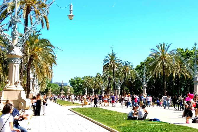 Barcelona Highlights with a Local Friend - What the $663.75 price means