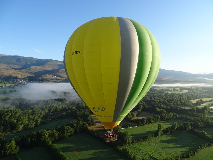 Barcelona: Hot Air Balloon Flight Experience - One hour above fields, villages, and castles