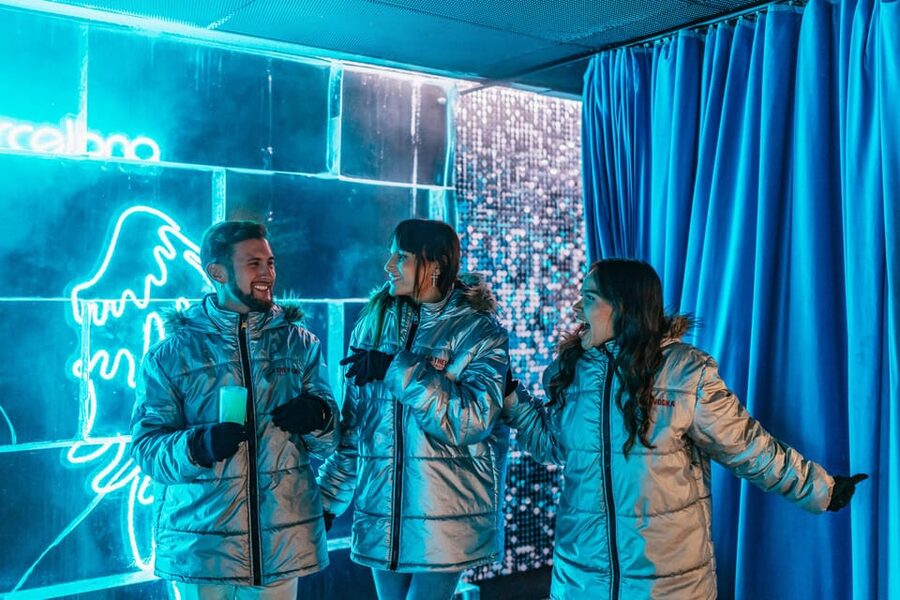 Barcelona: Icebar experience, located at the beach !! - The beachfront terrace and sunset payoff
