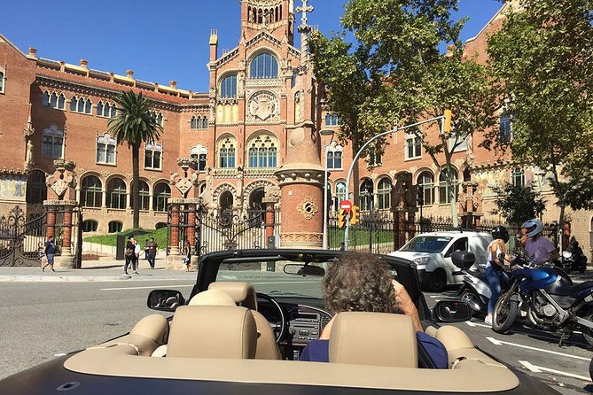 Barcelona in a Convertible - Private Guided Tour - Gaudí’s early project and the residential community