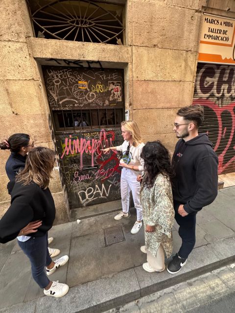 Barcelona: Insider Street Art Tour with Private Studio Visit - Starting at Teatre Condal on Paral·lel