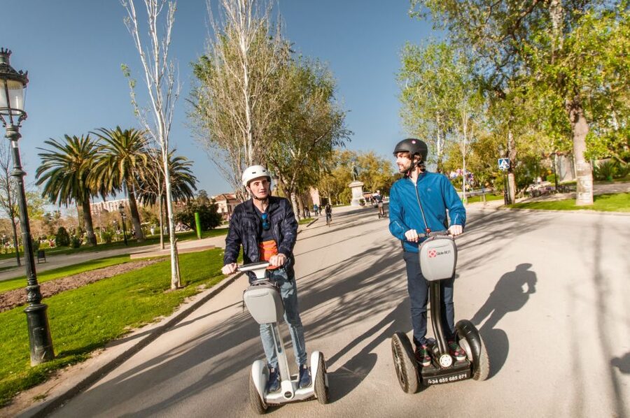 Barcelona Insiders Segway Tour 1.5h - Why this Segway route works for a first look at Barcelona