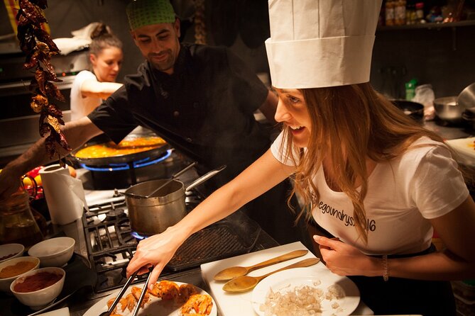 Barcelona Interactive Spanish Cooking Experience - Vegetarian and allergy planning