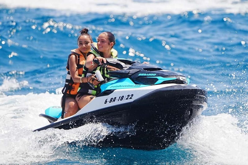 Barcelona: Jet Ski ride 1 or 2 people + instructor included - Who will enjoy this ride most?