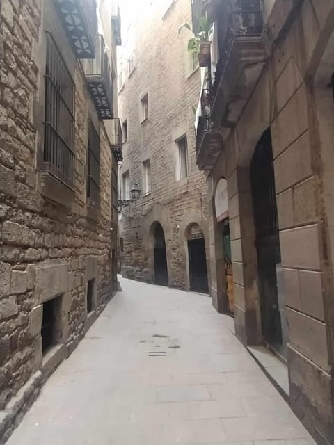 Barcelona: Jewish Tour by a Jewish guide - The $68 price and what you receive