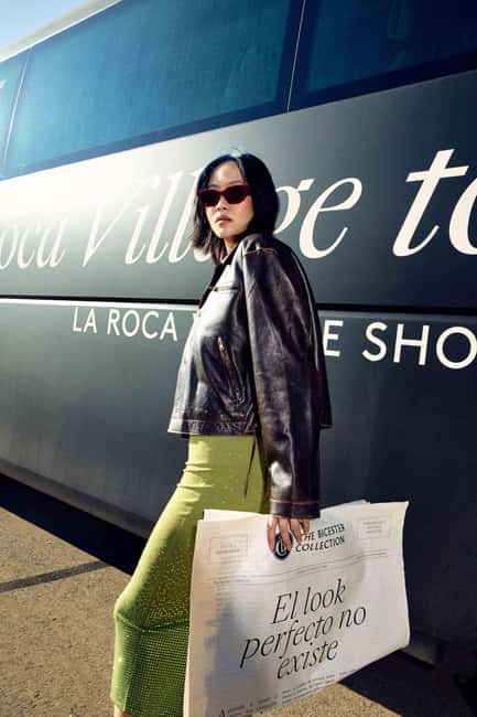 Barcelona: La Roca Village Shopping Express® Day Trip - Hands-free shopping is a useful extra