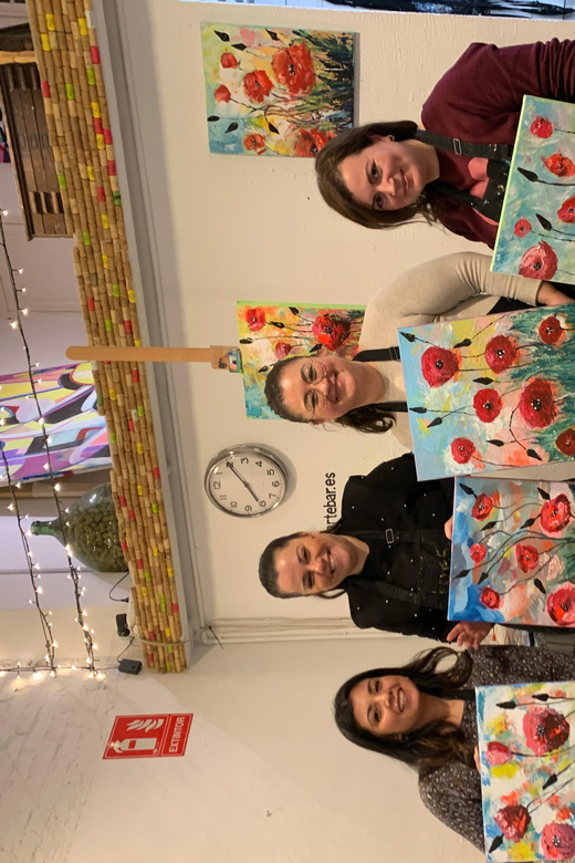 Barcelona: Learn to paint, sip wine, enjoy snacks & music - The studio setup and materials