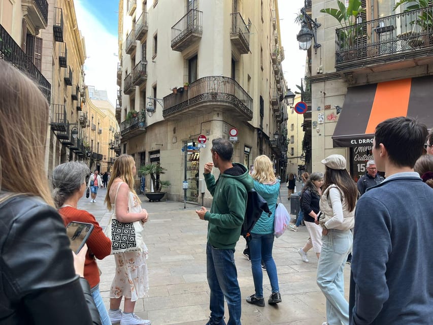 Barcelona: Local Market & Street Food Walking Tour - Should you book it?