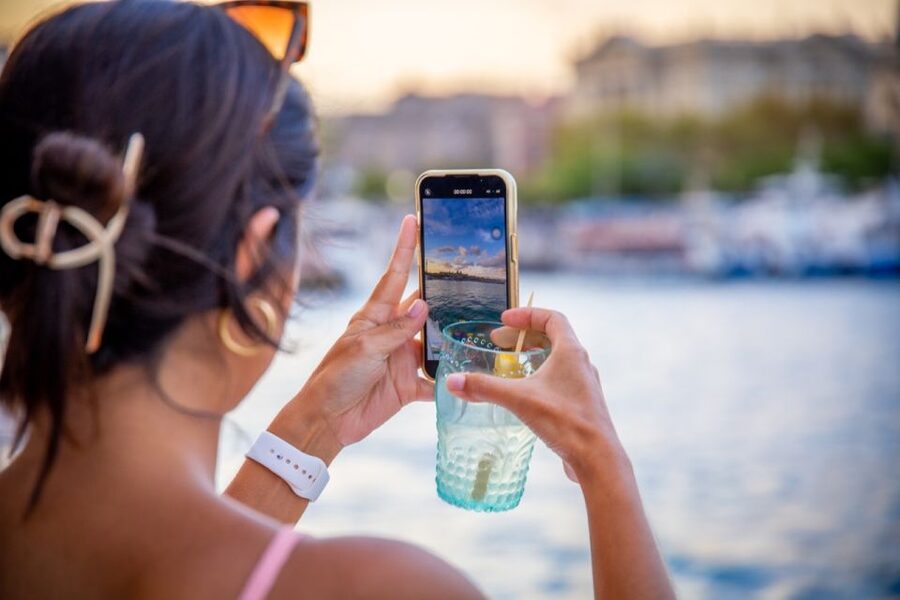 Barcelona: Local Tapas and Drinks Sailing Adventure Tour - Meeting the boat at Sailing Tours Barcelona