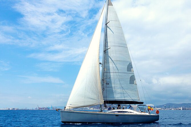 Barcelona Luxury Yacht Cruise – Day or Sunset, Open Bar & Snacks - Who will enjoy this cruise most
