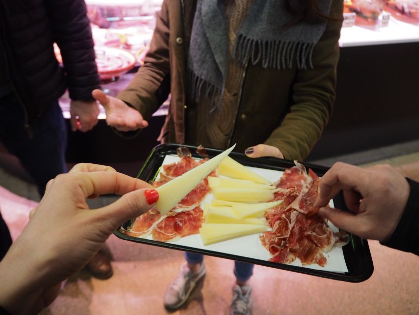 Barcelona Market Food Tour, Local & Artisanal Tastings - Ten to twelve tastings, with drinks included