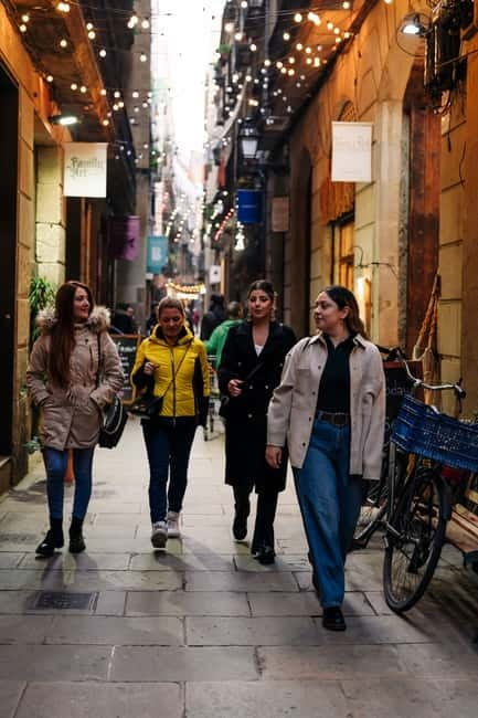 Barcelona: Marvels of Barcelona Walking Tour - Barcelona Cathedral and La Casa de l’Ardiaca