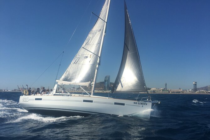 Barcelona: Mediterranean Sailing Experience with Open Bar - What the Open Bar Really Adds