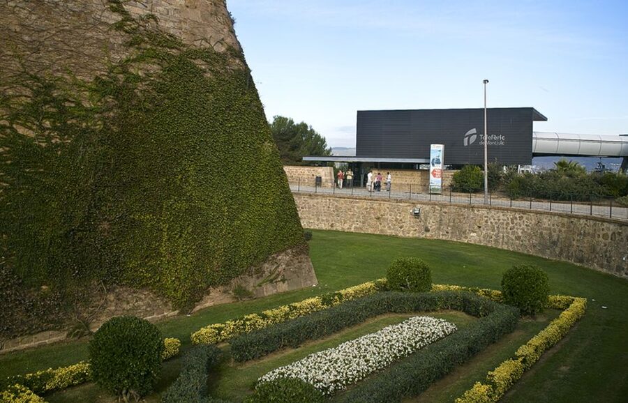 Barcelona: Montjuïc Cable Car Ticket with Audio Guide - Should you book the Montjuïc Cable Car package?