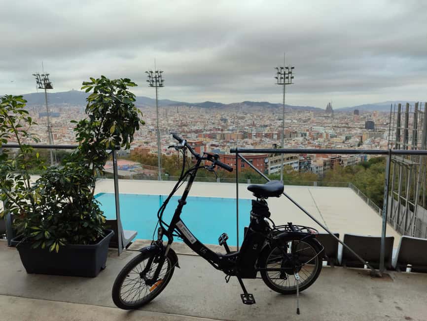 Barcelona: Montjuïc e-bike adventure via port and Ciutadella - Olympic Barcelona at Estadi Lluís Companys