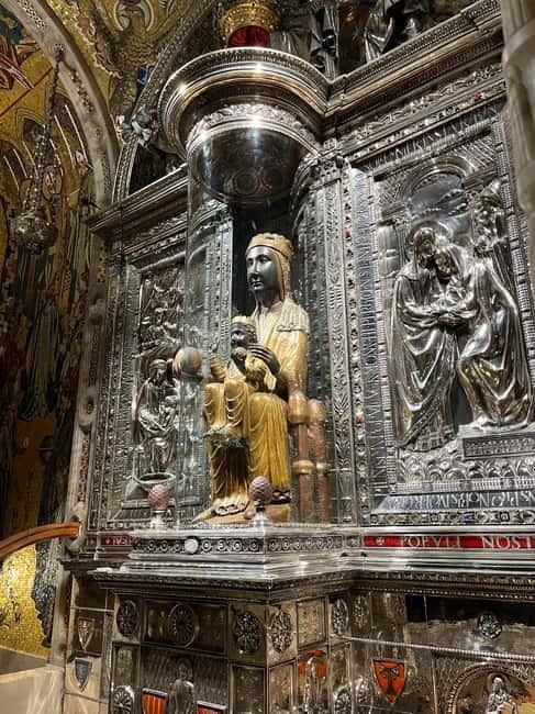Barcelona: Montserrat Early Trip — Cable Car, Abbey & Hike - Why the 7:30 arrival matters