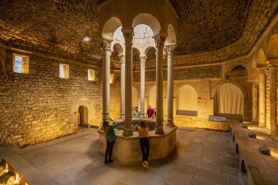 Barcelona: Montserrat, Girona & Costa Brava Guided Day Trip - Who should book this day trip?