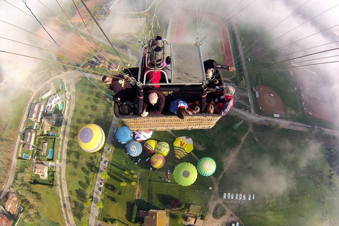 Barcelona: Montserrat Hot Air Balloon Ride with Champagne Toast - The pilot makes a big difference
