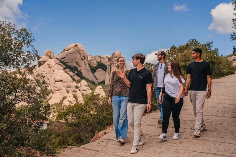 Barcelona: Montserrat Monastery and Black Madonna Day Trip - Free time and the problem of a crowded day