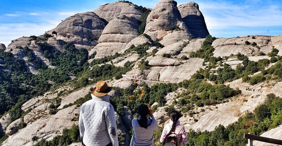 Barcelona: Montserrat Private Tour for Families with Pickup - Who should book this Montserrat tour?