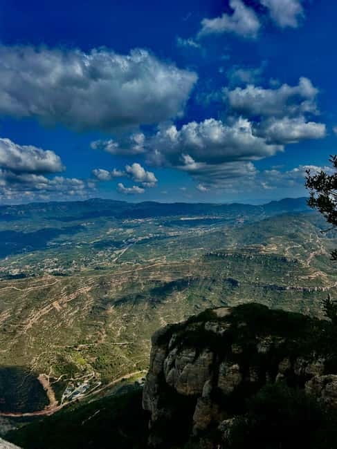 Barcelona: Montserrat Tour with Transport & Basilica Option - Three hours of free time, with several competing choices