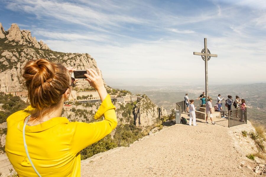 Barcelona: Montserrat with Winery Visit and Farmhouse Lunch - Final call: a strong full-day combination