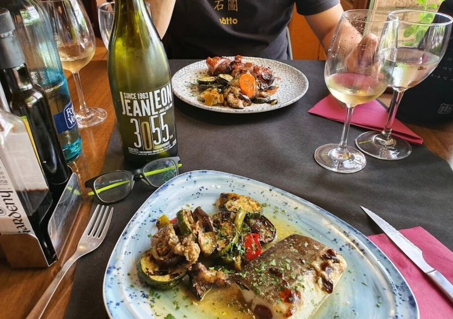 Barcelona: Montserrat with Winery Visit and Farmhouse Lunch - Free time that feels genuinely useful