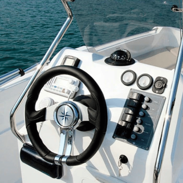 Barcelona: No license needed Boat Rental - What the boat rental includes for your group