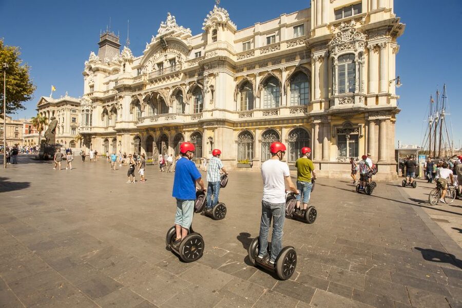 Barcelona: Old Town & Seafront Segway Tour - Why this route works for seeing Barcelona