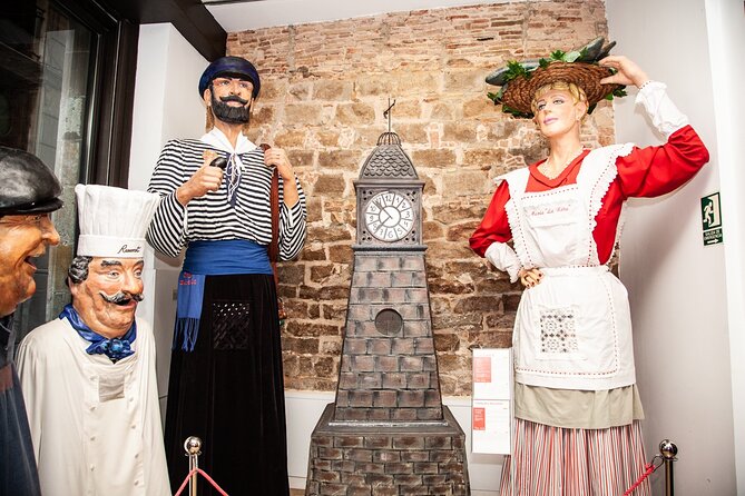 Barcelona Old Town Tour With Optional Flamenco Show - Plaça del Rei above the Roman road