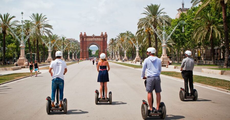 Barcelona: Olympic Segway Tour - Small groups, languages, and guide quality