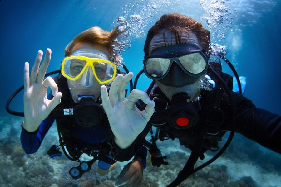 Barcelona: PADI Discover Scuba Diving - A gentle introduction to scuba in Barcelona