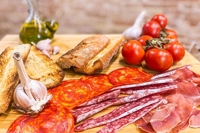 Barcelona Paella Cooking Class & Boqueria & Hofmann-Trained Chefs - Pan con tomate, jamón, and the sangria lesson