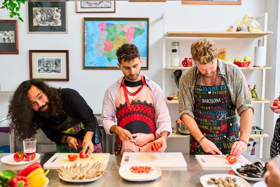 Barcelona: Paella Cooking Class with Market Visit and More - Choosing the best class time