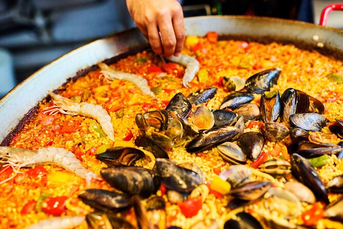 Barcelona Paella Cooking Class with Market Visit, Tapas & Sangria - Tapas, Sangria, and a Relaxed Start