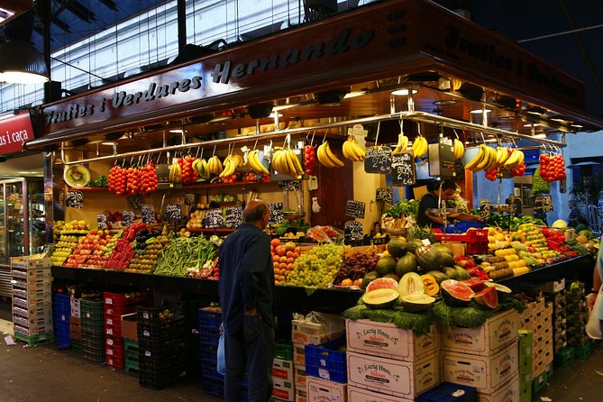 Barcelona : Paella Cooking Experience + Boqueria Market Exclusive Tour - Who will enjoy this Barcelona food tour?