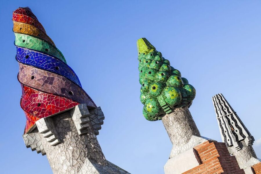 Barcelona: Palau Güell by Gaudí Entrance Ticket - The central hall and its remarkable dome