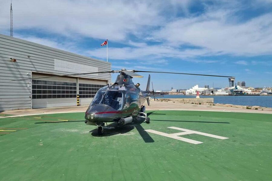 Barcelona: Panoramic Helicopter Flight & Boat Transfer - Should you book the Barcelona helicopter and boat transfer?