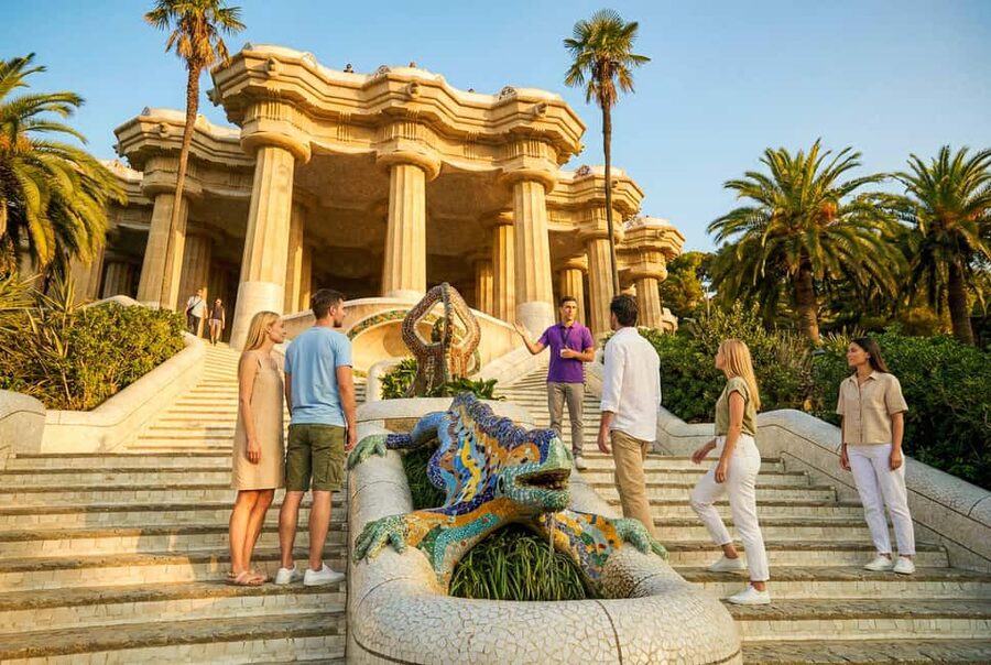 Barcelona: Park Güell Guided Tour with Fast-Track Ticket - Key points to know before booking