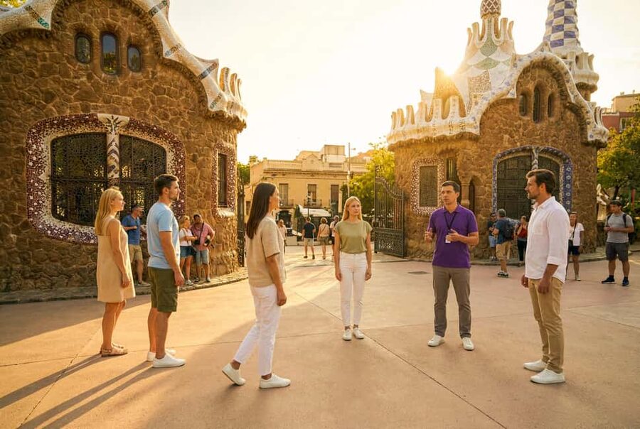Barcelona: Park Güell Guided Tour with Fast-Track Ticket - El Drac and the dragon staircase