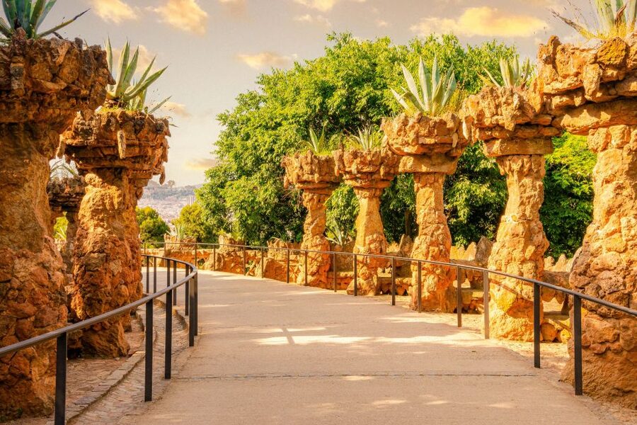 Barcelona: Park Güell Guided Tour with Fast-Track Ticket - Gaudí House Museum and what to expect there