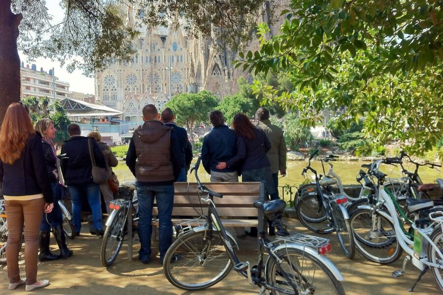 Barcelona: Personalized Private E-Bike Tour - Why an e-bike makes sense in Barcelona