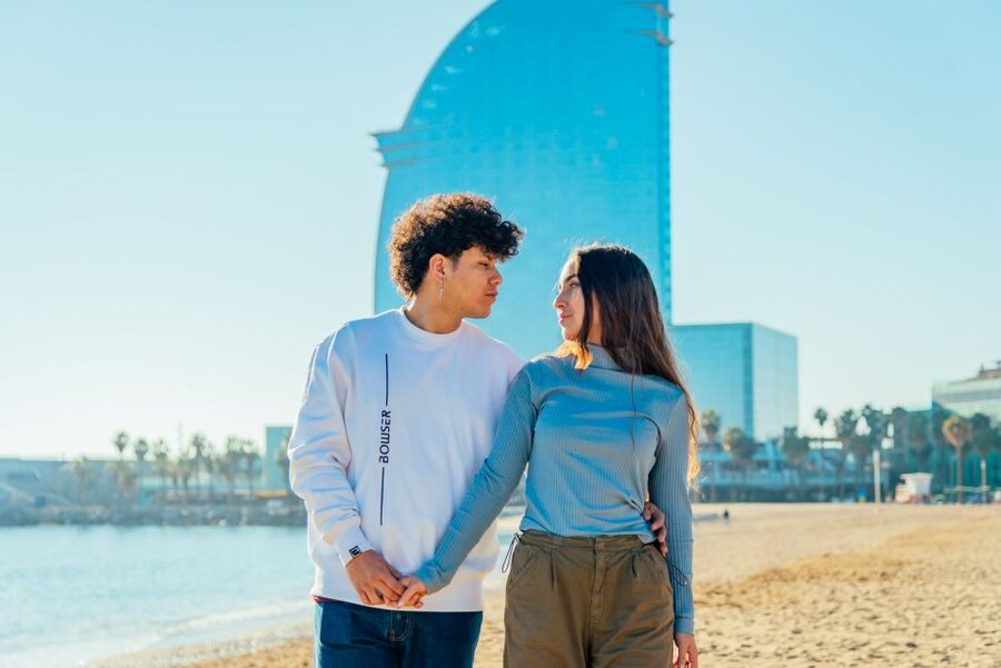 Barcelona Photo Experience: famous landmarks or the beach! - Small details that make the session run better