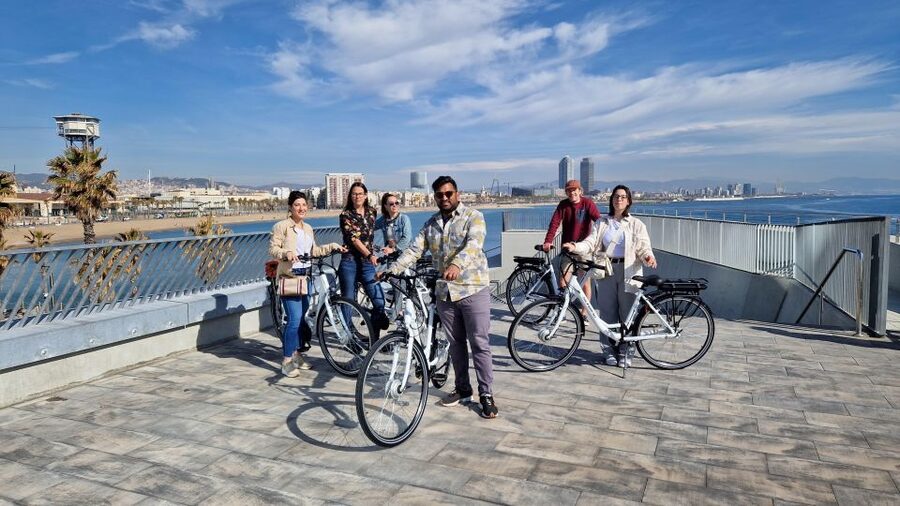 Barcelona Photo Highlights 4h Small Group eBike Tour - What the guides add to the ride