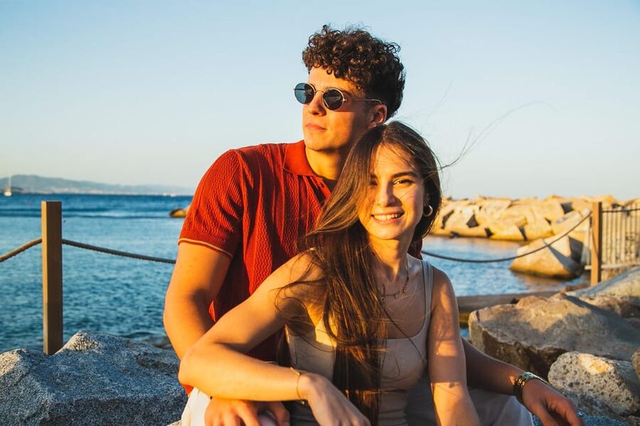 Barcelona: Photographic Madness at Barceloneta Beach - La Barceloneta and the 25-minute photo stop