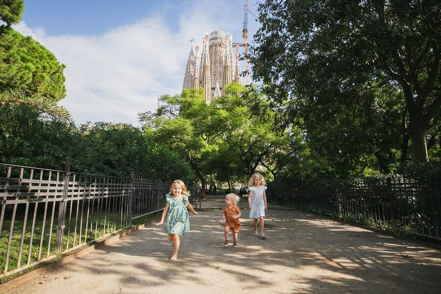 Barcelona: Photographic Madness at the Sagrada Familia - Key points at a glance