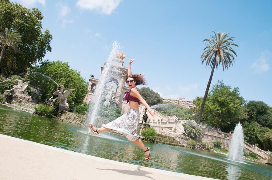Barcelona: Photoshoot Tour Old Town - Key points to know before booking