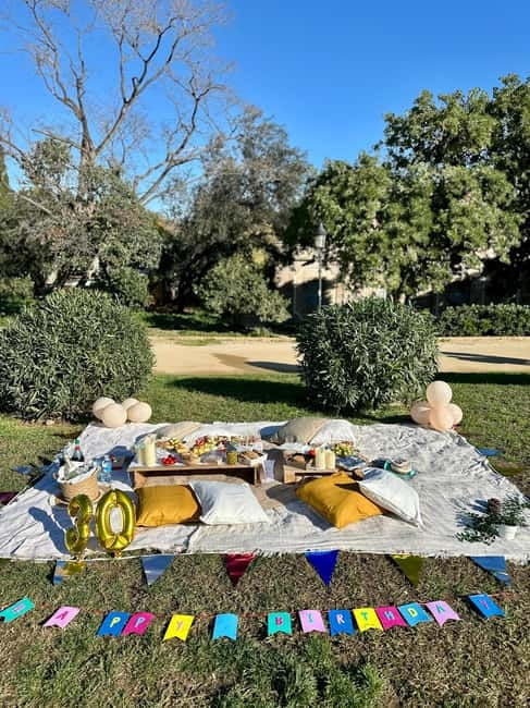 Barcelona PICNIC. Exclusive and personalized experience. - How the three-hour experience unfolds