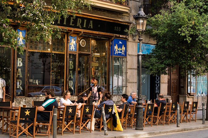 Barcelona Poble Sec Tapas & Wine Tour - Who will enjoy this evening most