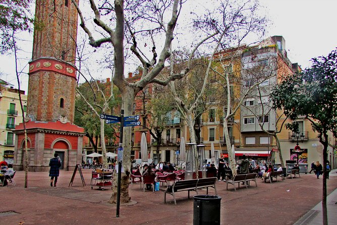 Barcelona Private Bike Tour - A stop at the Sagrada Familia
